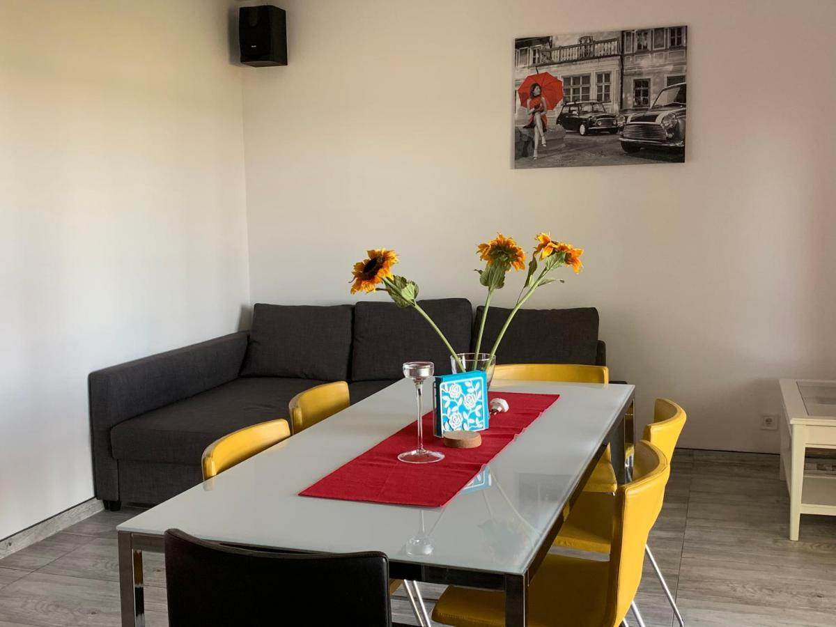 Yacht Club Apartamenty Radzyń Exteriér fotografie